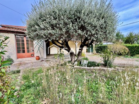 Maison de plain-pied 3 chambres, jardin et garage