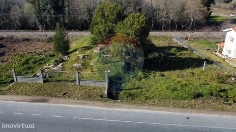 Land for construction on the EN 13 in Gondarem - Portugal Video : s://youtu.be/DrwsGtRexfo Exact Location : s://goo.gl/maps/YAkK7TFinRoPuCx26 By acquiring this land, you are investing in a plot of 1,750 m² with a construction capacity of 30% (type Ii...