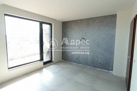 One-bedroom apartment consisting of: entrance hall, closet, spacious living room, kitchen, bedroom, bathroom with toilet and a large L-shaped terrace. The apartment is finished turnkey. The flooring in the whole apartment is granite. It is located on...