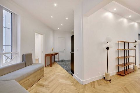 Élégance et Confort au Cœur du 8e Arrondissement : Appartement Prestigieux à Paris
