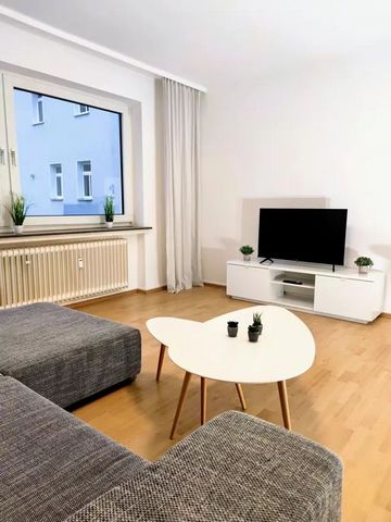 The apartment was extensively modernized in 2023. It combines modern furnishings with the charm of an old building. The new fitted kitchen is excellently thought out and offers optimal use of space as well as all functions including a dishwasher, ove...