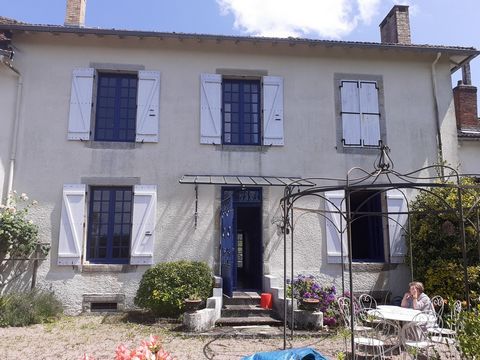 Lovers of character and beautiful stones, ABITHEA offers you in exclusivity this magnificent house in Bussière Galant. On the ground floor, we have a large kitchen, a living room, a bathroom and a toilet. Upstairs we will find four beautiful bedrooms...