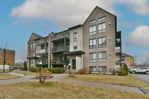 Nice corner unit with lots of windows and two balconies, one of which is 12 feet by 7 feet with a covered roof. The condo has hard wood floors, bathroom with heated floor and natural gas fireplace. This condo will suit anyone because once in the buil...