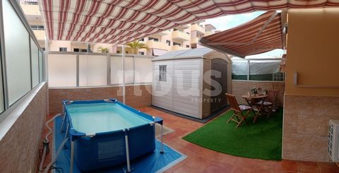 Reference: 04068. Discover this exclusive apartment in Los Angeles, a jewel on the second line of the beach near the promenade and Los Cristianos beach. This bright apartment stands out for its excellent distribution and quality in every detail. The ...