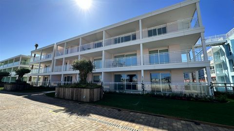 Located in Marina Club. Chestertons is pleased to offer this 1 bedroom south facing apartment for rent in the Marina Club development, Gibraltar. Marina Club has been created for tenants to maximize their lifestyle, close to a thriving business distr...