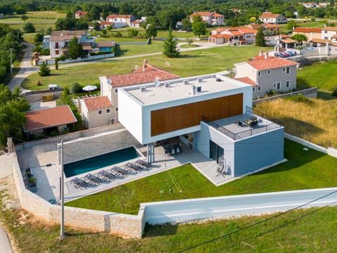 Magnifique villa neuve à Pusti, Svetvinčenat ! La superficie totale est de 252 m². Le terrain est de 750 m². Dans un emplacement splendide dans un village tranquille, une toute nouvelle villa est proposée à la vente, offrant l'équilibre parfait entre...