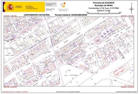 Looking to buy land for sale in Denia (Alicante)? Urban plot in Benissa street, Denia, province of Alicante. The plot has a registered area of 268,80m², with a dominant residential use. The most likely real estate development is a residential buildin...