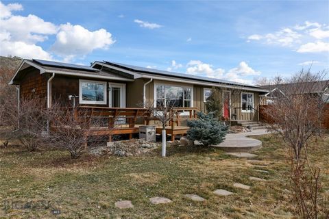 Escape to your own slice of paradise in Gardiner, Montana, just minutes from the breathtaking wonders of Yellowstone National Park. This meticulously maintained property offers a blend of modern updates and natural beauty, and the perfect launchpad f...