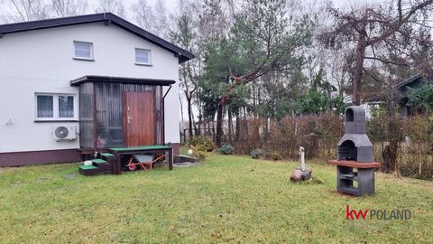 I recommend a new house for sale with a total area of approx. 80 m2 in the municipality of Biskupice near Poznań. The house is located in the allotment gardens of the 