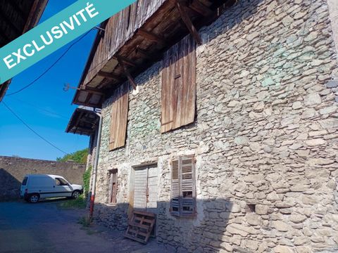 Dpt Savoie (73), à vendre GRESY SUR ISERE Grange à rénover A découvrir, sur la commune de Grésy-sur-Isère, Belle grange en pierre à rénover ainsi qu'une dépendance sur une parcelle d'environ 1300m². Volumes exploitables de 170m² divisés en 2 parties ...