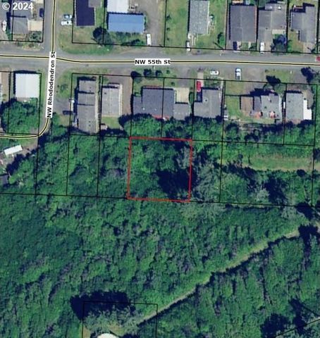 3 spacious lots located near the Pacific Ocean. Close to the Yaquina Head Lighthouse, perfect for nature lovers!A great potential development opportunity. Buyer is responsible for all due diligence with the city of Newport Planning. Sites are zoned f...