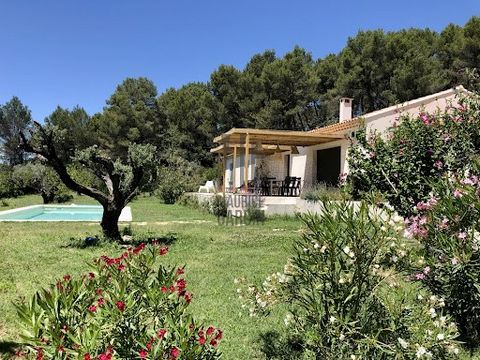 To you, who will soon cross the threshold of this house nestled in the heart of Pernes-les-Fontaines, know that you are not simply about to acquire a residence, but a piece of history, a woven canvas of love and dreams. Frédéric and Caroline have inf...