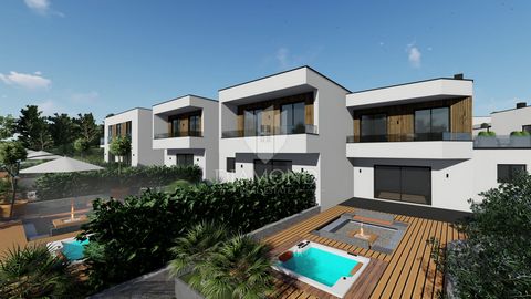 Location: Istarska županija, Poreč, Poreč. Istria, Porec I n the immediate vicinity of the city of Porec, just a few minutes to the first beaches in a very attractive location is located this modern house under construction. The house is 1300m from t...