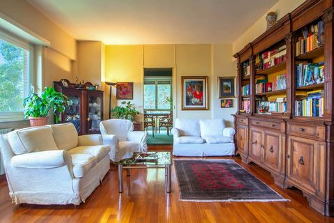 Close to Piazza Giuochi Delfici, precisely in Via dell'Acqua Traversa, the BARE OWNERSHIP (86 years) of a 160 sqm apartment surrounded by greenery is for sale. Extremely panoramic, with views open on three sides and a double entrance, the apartment i...