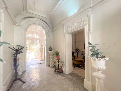 For sale is this remarkable double fronted unconverted Palazzino boasting over 200 years of history located in a highly desirable area of the charming baroque city of Vittoriosa. This property exudes timeless appeal and fascinating original features ...
