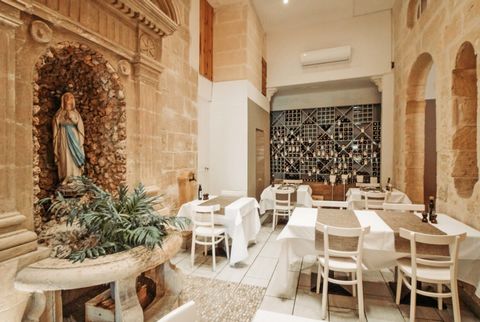 Restaurant in Rabat available for sale. Located on the corner overlooking St Pauls Piazza. Property consist of 2 floors 200sqm on the ground floor 250sqm on level 1 roof level and is currently permitted as a restaurant. Restaurant is fully equipped a...