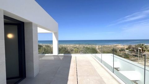 A detached lifestyle luxury villa only 100 m from the beautiful sandy beach in Oliva. The villa is currently under construction and will be completed in 2023 - 2024. The villa is within walking distance of the beach. The upper floors have sea views. ...