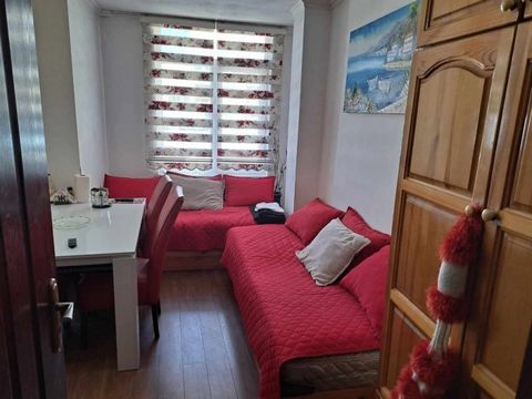For sale an apartment, old brick construction, in the center of the town of Kardzhali, near DSK Bank. The apartment has a net area of 87 sq.m. and consists of an entrance hall, a living room, a kitchen with a dining area, a bedroom, two bathrooms wit...