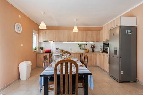 Nestled in Neoric, this villa is a perfect vacation home away from the crowded cities. Ideal for families or groups, the villa has a pool to cool down after an exhausting day. bubble bath will help you calm your nerves after touring this exotic locat...