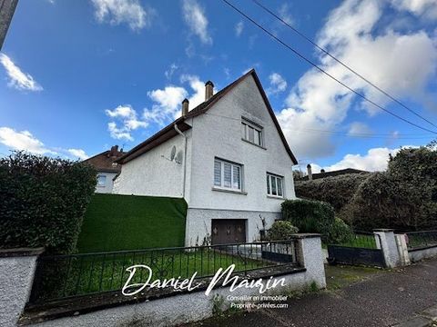 STRASBOURG NEUHOF 67100 - Daniel Maurin bietet Ihnen dieses Haus in einer Wohngegend an, das ein ideales Wohnumfeld für Familien oder diejenigen bietet, die eine ruhige und gelassene Umgebung suchen. Beschreibung der Immobilie: Haus aus dem Jahr 1964...