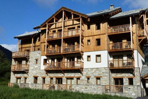 Charmante 3***-residentie aan de sneeuwkant, zonnig, ski-in/ski-out. Ideale locatie in het hart van het resort Val-Cenis. Ruime en nieuwe appartementen. Vertrek vanaf de skiliften op 30 m afstand (stoeltjeslift Pré Novel). Vertrek voor skilessen en k...