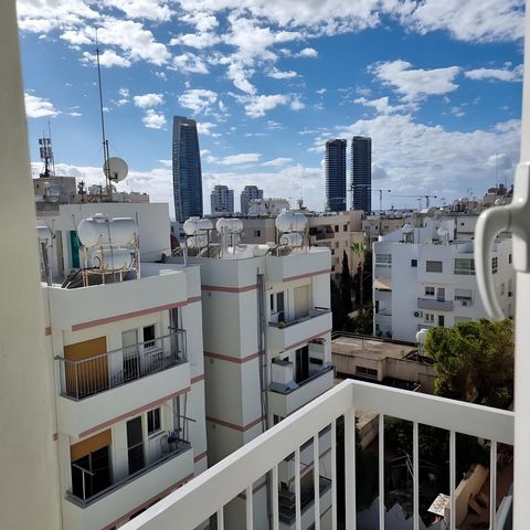 Fully Renovated 2-Bedroom Apartment in the Heart of Limassol This cozy and modern 80 sq.m. apartment, located on the top floor of a building on the main street of Griva Digeni, offers the perfect space for both living or office use. In a recently ren...