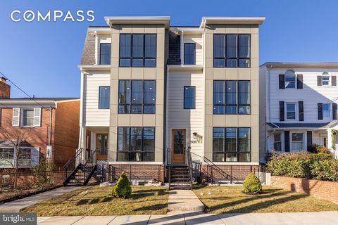 Welcome to this brand-new, two-level penthouse located in the sought after Tenleytown/Friendship Heights neighborhood of Chevy Chase DC. Offering 4 bedrooms, 3.5 baths, an expansive private roof deck and off-street parking available, this home is the...