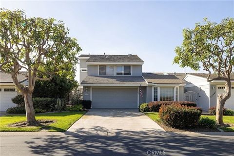 Graced with breathtaking views of the Pacific Ocean, stretching from Catalina Island to Palos Verdes and beyond, this charming home within the prestigious 24-hour guard-gated oceanfront community of Niguel Shores offers luxurious amenities and pristi...