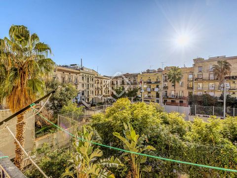 Perched on the second floor of a historic building dating back to 1910, this beautiful apartment, meticulously renovated to high standards in 2016, is nestled within Barcelona's vibrant Gothic area.This 2-bedroom, 2-bathroom property epitomizes urban...