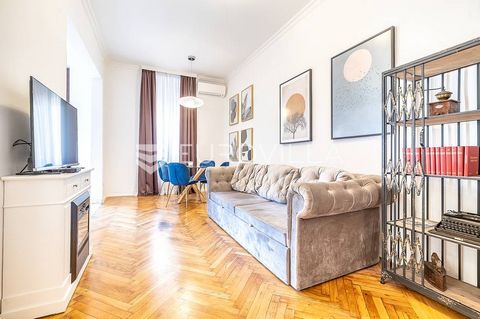 Zagreb, Prilaz Gjure Deželića, beautiful two bedroom apartment with an area of 70.41 m2, on the 1st floor of a well-maintained building. It consists of an entrance hall, kitchen and dining room, living room, two bedrooms and two bathrooms. Completely...