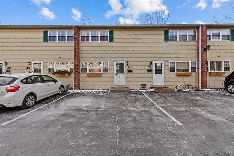 Golf Lover's Dream! Spacious Townhome Near Hop Brook Golf Course Welcome to 55 Porter Ave, Unit 2F-a fantastic opportunity for those seeking comfort, convenience, and endless possibilities! Nestled adjacent to Hop Brook Golf Course, this townhome pro...