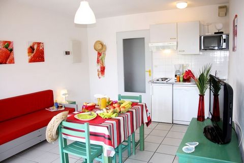 There are various types of apartment and villa on the holiday park. The apartments are on the ground floor and have a terrace, garden and garden furniture. These types can also be on a storey and have a balcony and garden furniture. There are bunk be...