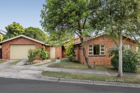 Positioned on a prized corner, filled with original charm and defined by unique character, this 3 bedroom, 1 bathroom home offers move-in ready comfort and limitless potential on 767sqm (approx). Floorboards and exposed brickwork enhance an L-shape l...