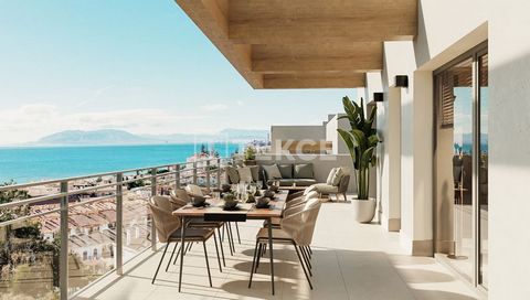 Woningen met panoramisch zeezicht en ruime terrassen in Rincón de la Victoria, Costa del Sol De nieuwbouwwoningen in Spanje bevinden zich in Rincón de la Victoria, een kustgemeente in de provincie Málaga, gelegen in de autonome gemeenschap Andalusië ...