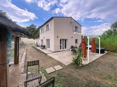 à vendre, maison 4 pièces proche commidités à Fayence