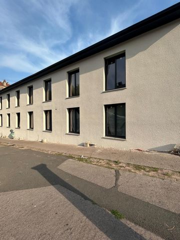 A VENDRE - PLATEAU de 34,25m2 - CENTRE DEUX SAINT ETIENNE - JEAN MONNET