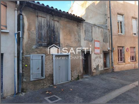 Remise et corps de maison attenant.