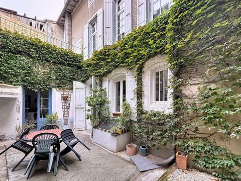 Maison bourgeoise du XVIII? Charme, espace et vie de famille au cœur de Castelnaudary