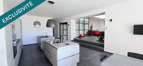 Lauris - Maison de village type loft 160m² avec grande terrasse