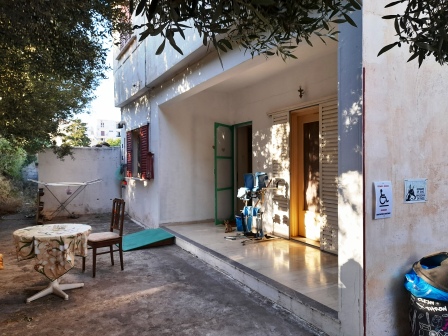Zakros-Itanou Whole building on two floors with garden just 8km from Kato Zakros and Xerokampos sea. It is built on a plot of 150m2. The ground floor is about 54m2 and has a kitchen, a living area, a bedroom, a bathroom, a corridor, a balcony, a fron...