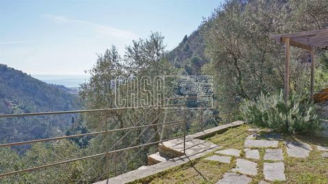DESCRIPTION Within the Gulf of Tigullio, in Rapallo, between the sea and the countryside, there is Borgo della Macina, a small, charming hamlet, former milling center, consisting of houses and rustics enjoying lovely sea view. The hamlet, born toward...