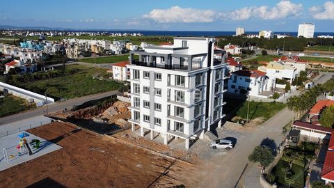 Appartements Prêts à Distance de Marche de la Mer à Chypre du Nord Yenibogazici Les appartements modernes sont situés à Yenibogazici, à proximité de la mer et de la route principale. Yenibogazici est une ville côtière du district de Gazimagusa à Chyp...