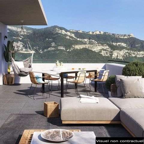 La Roche sur Foron, in a new residence close to shops, this T4 apartment located in an attic includes an entrance, a large living room opening onto a terrace of 29 m², three bedrooms, two equipped shower rooms, a toilet and a double garage in the bas...