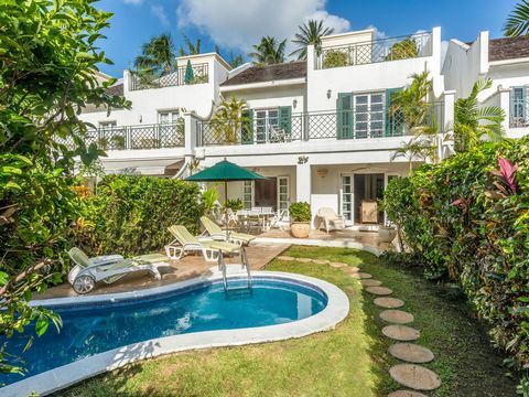 Located in Mullins. Villa Tamarind occupies a wonderful front line location within the gated residential community of Mullins Bay. Only a few steps from the fabulous Mullins Beach where the popular new Sea Shed restaurant, bar and water-sports are re...