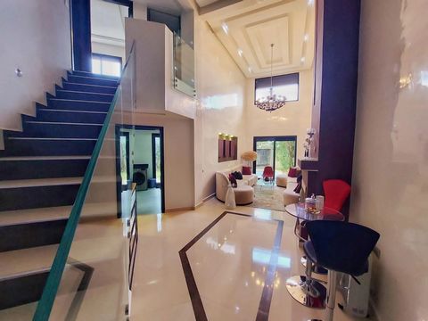 Located in Marrakech. Ideal location, generous space and contemporary design, this 123 m² duplex offers an exceptional opportunity for dynamic and comfortable urban living. Area: 123 m² Layout: 2 bedrooms, 2 bathrooms, open kitchen, spacious living r...