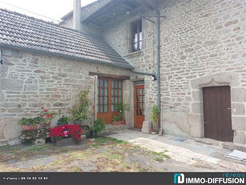 Mandate N°FRP152358 : House approximately 194 m2 including 8 room(s) - 2 bed-rooms - Garden : 3896 m2, Sight : Campagne. - Equipement annex : Garden, Cour *, Terrace, Garage, double vitrage, Fireplace, Cellar - chauffage : fioul - MAKE AN OFFER - Cla...