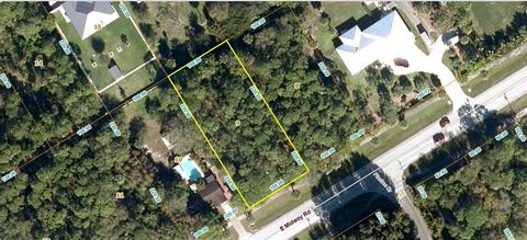 A VACANT LOT IN FORT PIERCE ST in LUCIE COUNTY!!!