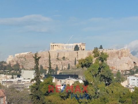 Athens, Neos Kosmos-Agios Ioannis, Building For Sale 376 sq.m., Property status: Needs total renovation, Floor: Ground floor, 4 level(s), Heating: Central - Petrol, 4 WC, Building Year: 1982, Energy Certificate: F, Floor type: Mosaic, Features: Metro...
