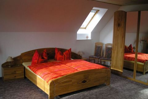 Komfortowe czterogwiazdkowe apartamenty wakacyjne dla 2-4 lub 4-6 osób w cichym i idyllicznym miejscu w centrum łużyckojęzycznych Górnych Łużyc.