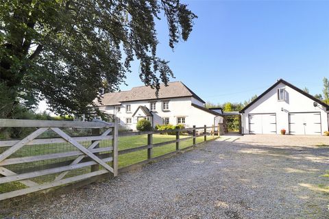 This hidden gem, nestled in the hills between Umberleigh and Chulmleigh is positioned on the outskirts of the popular and peaceful village of Burrington. Northcote Cross Cottage is a spectacular period detached 5 bedroom home with parts dating back t...